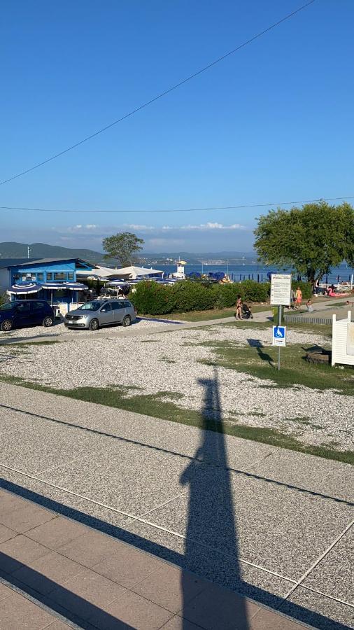 Apartament Marina Julia Bagian luar foto